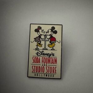 Disney Mickey & Minnie Soda Fountain and Studio Store Hollywood Pin